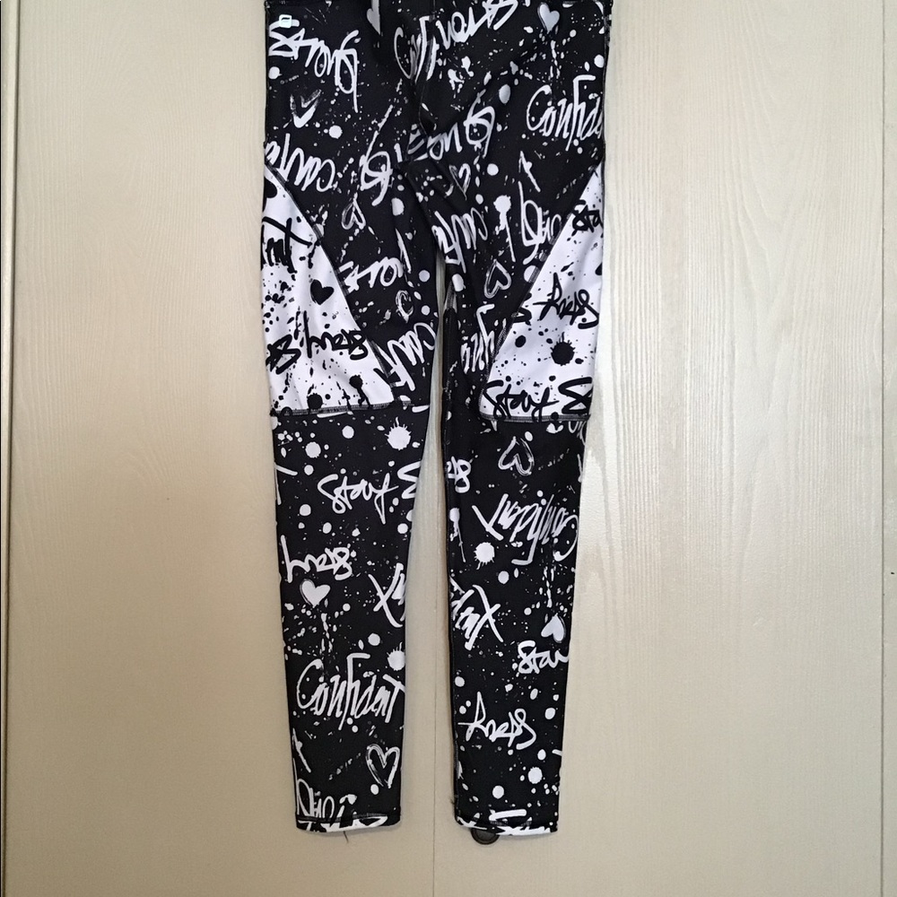 Fabletics Demi Lovato Leggings - Picture 5 of 6